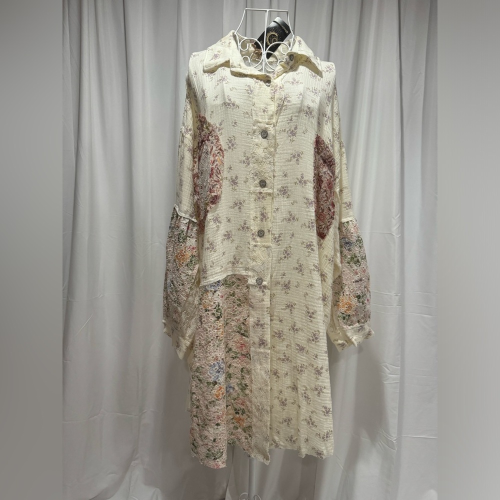 POL Floral Lace Shirt Jacket - Picture 3 of 9